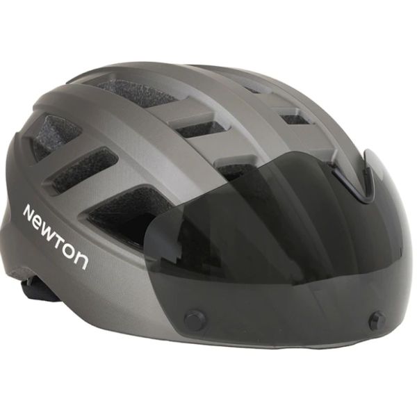 Newton Venus urban helmet with magnetic visor