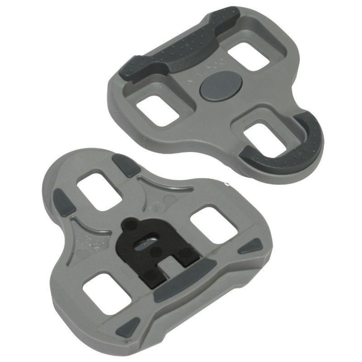 Normal Cleats Look Kéo Grip grey cleats